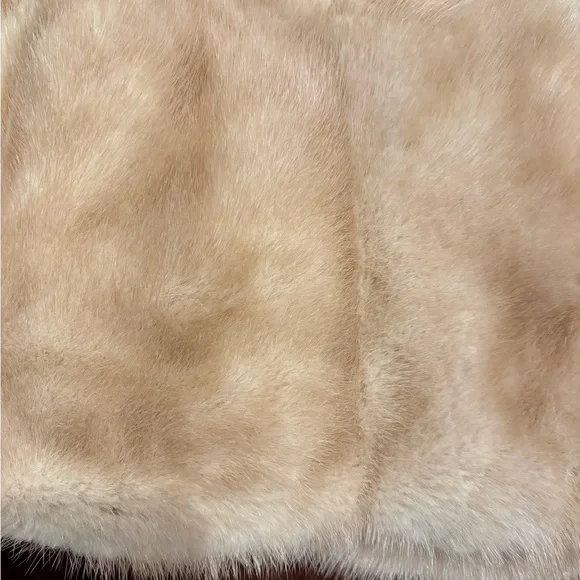 SOLD Elegant Mink Women's Collar Stole Scarf - Picture 7 of 10